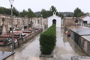 Imagen Cementerios de Calvi preparados para Tots Sants