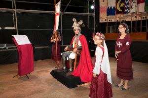 Lliurament d'estendards.