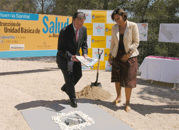 1ª pedra del centre sanitari de Bendinat.