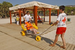 Servei d'accés a les platges per a discapacitats..
