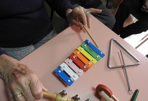 Musicoteràpia a la Llar de Calvià.
