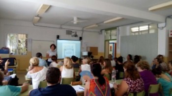 Formació contra el bullying als centres escolars.