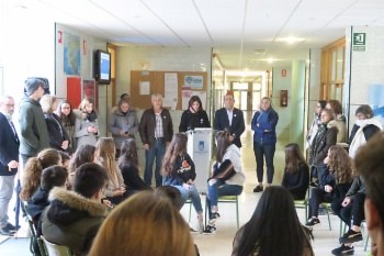 Acte VIOGEN a l'IES de Son Ferrer.