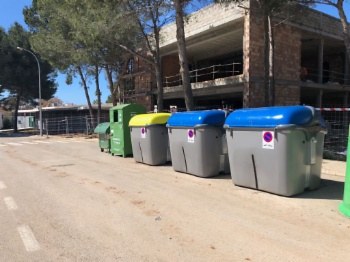 Contenidors accessibles a Son Ferrer.