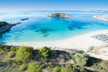 Informació sobre la coloració d'aigua a Portals.