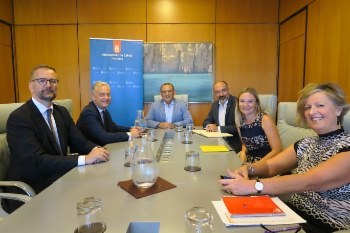 Visita de l'ambaixador britànic al batle de Calvià.
