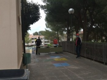 Mesures per rompre l'escletxa digital d'estudiants.