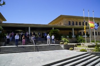 Minut de silenci record de les víctimes del Covid.