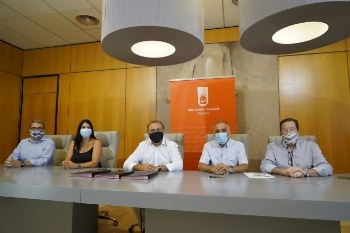 Conveni per al suport a persones emprenedores.