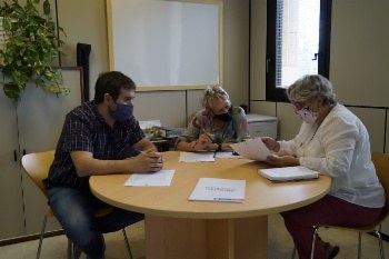 Convenis amb dues entitats de caràcter social.