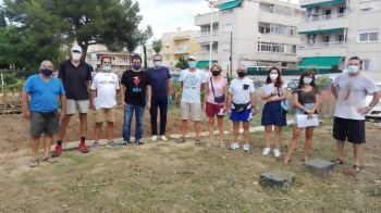 Lliurament de 14 parcel·les d'horts urbans.