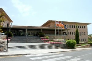 Canvi de plaques amb nomenclatura franquista.