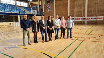 Visita al pavelló esportiu de Galatzó.