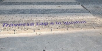 Messages in favour of gender equality.