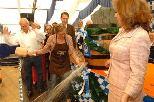 Inaugurada la Oktoberfest de Peguera.