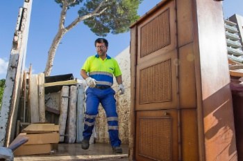 Calvià 2000 recoge 2.530 T. de trastos en 2017.