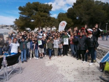 Limpieza playa Santa Ponça 'Let's Clean Up Europe'.