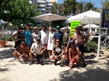Jornada de limpieza del litoral en Son Caliu.