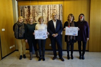 Entrega recaudación Neula Parc entidades sociales.