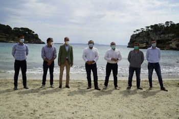 Presentan la campaña de la posidonia en Calvià.