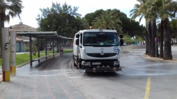 Refuerzo de limpieza por inicio del curso escolar.