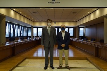 Reunión con el embajador del Reino Unido.
