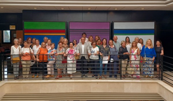 Foto grupo UOM 2023.jpg